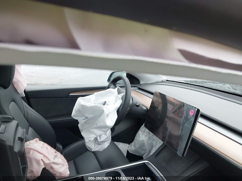 VIN 7SAYGDEE1PF896303 2023 TESLA MODEL Y