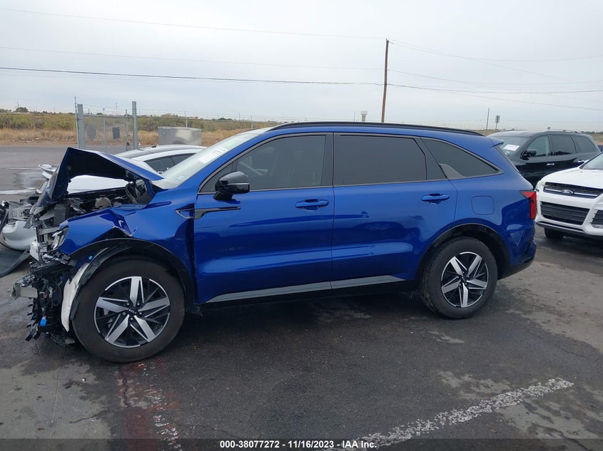 VIN 5XYRL4LC1PG216679 2023 KIA SORENTO S