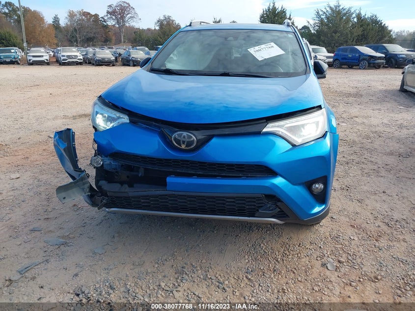 VIN JTMJFREV1HD215533 2017 TOYOTA RAV4 SE