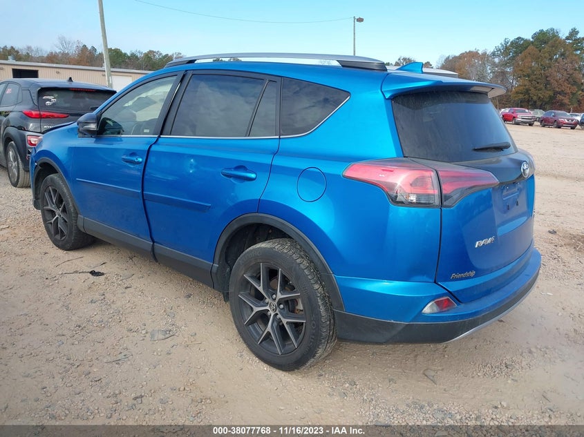 VIN JTMJFREV1HD215533 2017 TOYOTA RAV4 SE