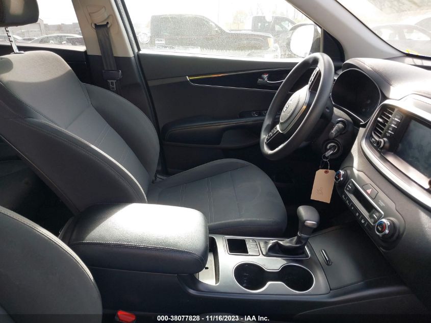 2019 KIA SORENTO 3.3L LX - 5XYPGDA54KG450419