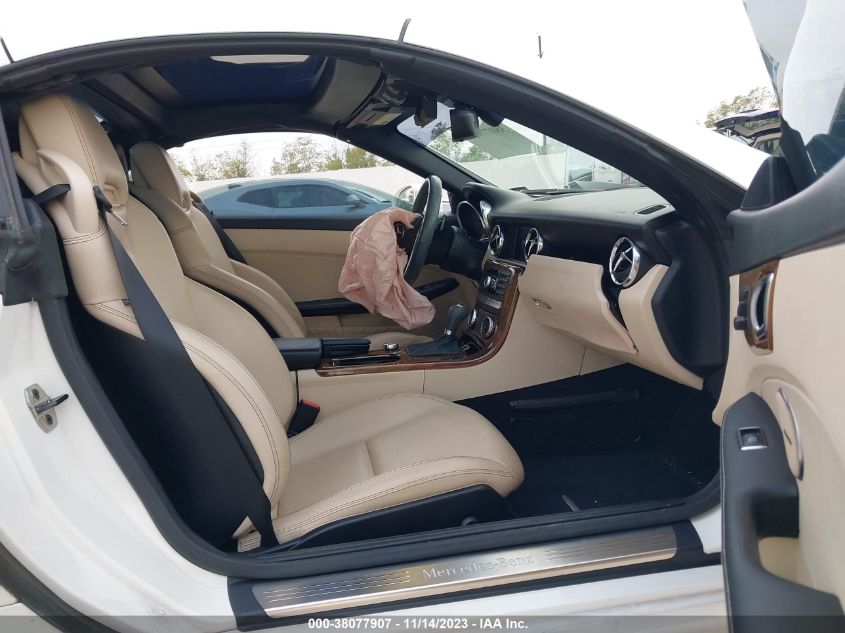 2014 MERCEDES-BENZ SLK 250 WDDPK4HA7EF080243