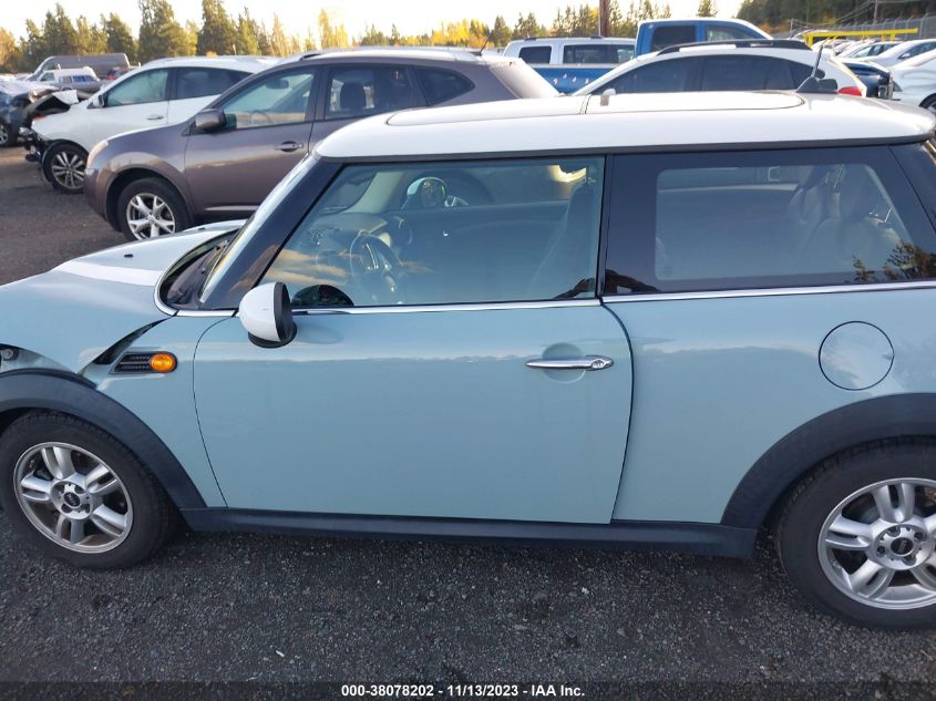 2013 MINI HARDTOP COOPER - WMWSU3C58DT686098