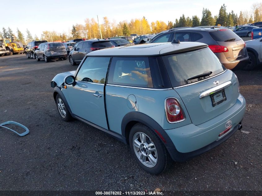 2013 MINI HARDTOP COOPER - WMWSU3C58DT686098
