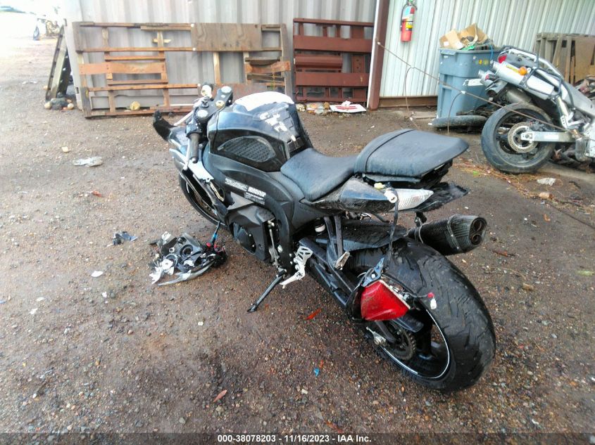 2014 SUZUKI GSX-R1000 - JS1GT78A5E2101228