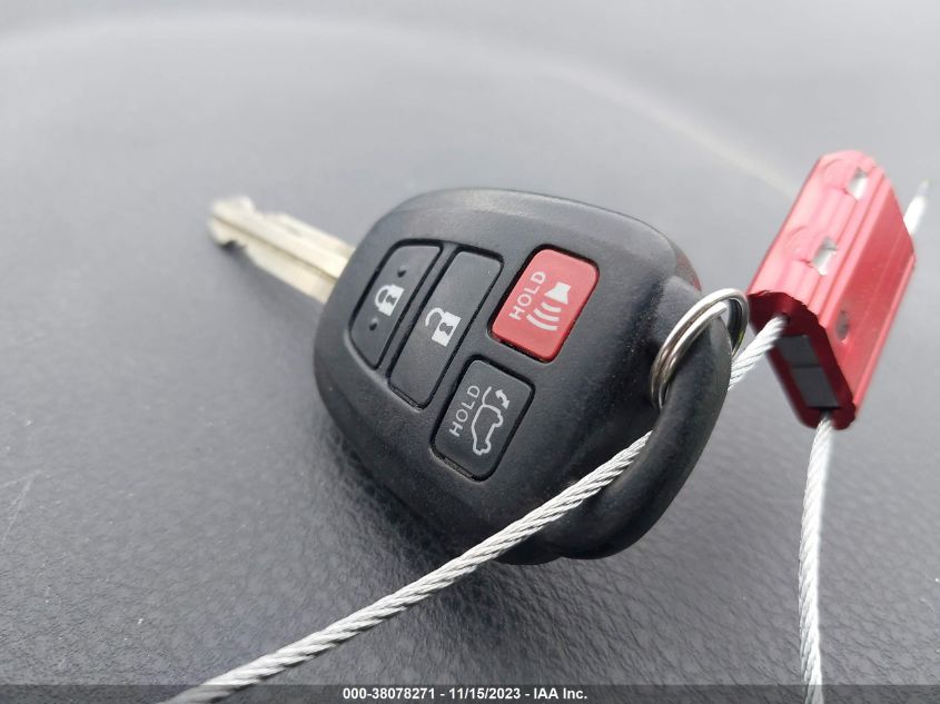 2016 TOYOTA RAV4 XLE - 2T3RFREVXGW416562