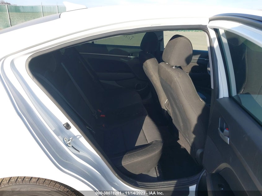 VIN 5NPD84LF1JH323513 2018 HYUNDAI ELANTRA SEL/VALUE/LIMITED