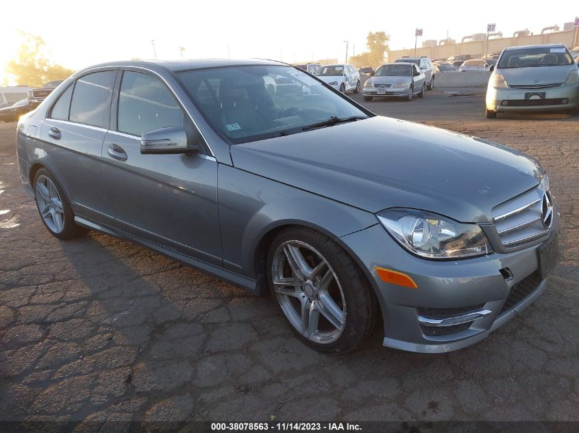 2013 MERCEDES-BENZ C 250 SPORT/LUXURY - WDDGF4HB2DA805269