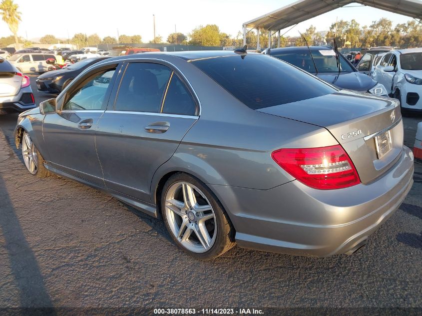 2013 MERCEDES-BENZ C 250 SPORT/LUXURY - WDDGF4HB2DA805269