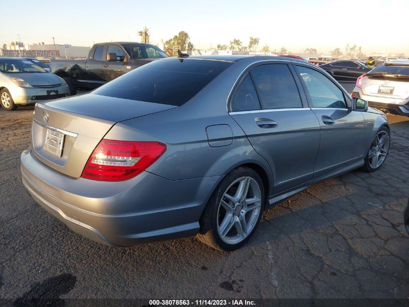 2013 MERCEDES-BENZ C 250 SPORT/LUXURY - WDDGF4HB2DA805269