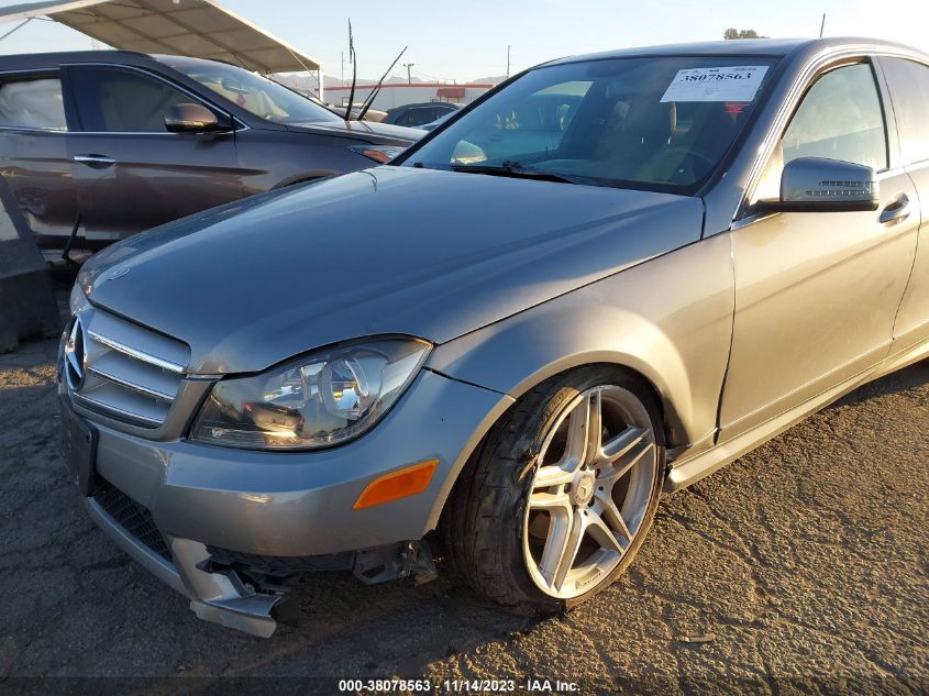 2013 MERCEDES-BENZ C 250 SPORT/LUXURY - WDDGF4HB2DA805269