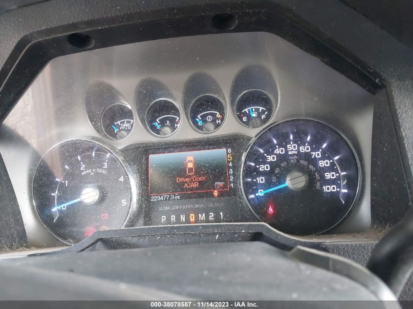 2013 FORD F-250 LARIAT - 1FT7W2BT6DEA85242