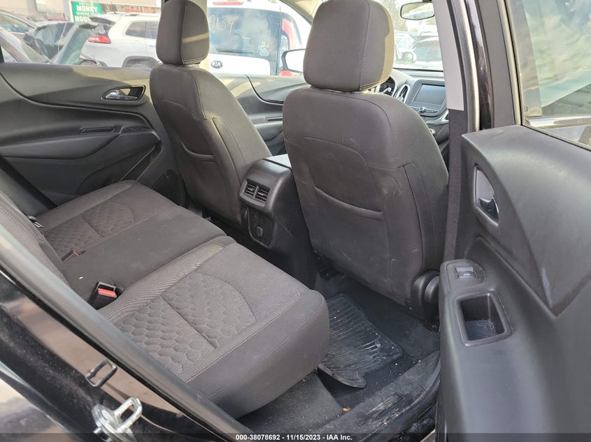 VIN 2GNAXSEV7J6246785 2018 CHEVROLET EQUINOX LT