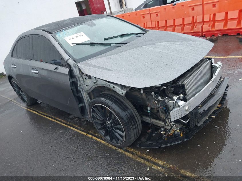 2019 MERCEDES-BENZ A 220 4MATIC - WDD3G4FBXKW020092