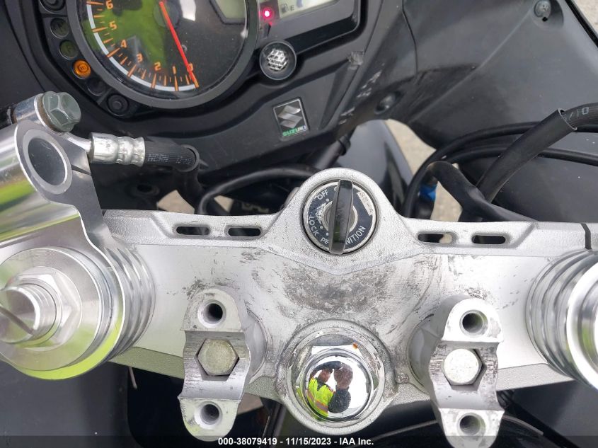 2011 SUZUKI GSX1250 F - JS1GW72B8B2100479