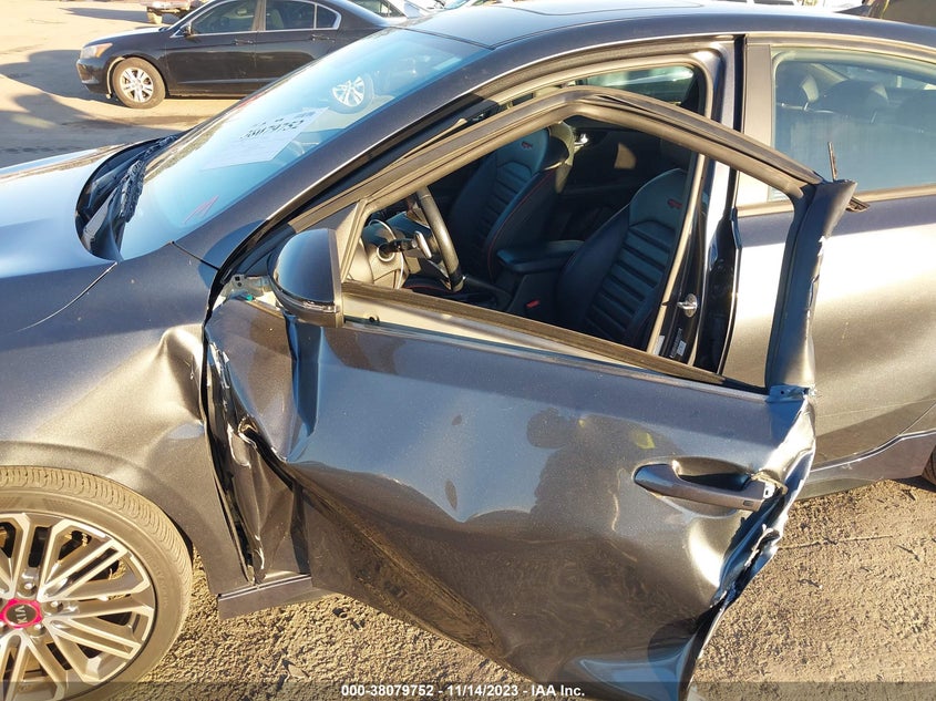 VIN 3KPF44AC7ME318161 2021 KIA FORTE GT