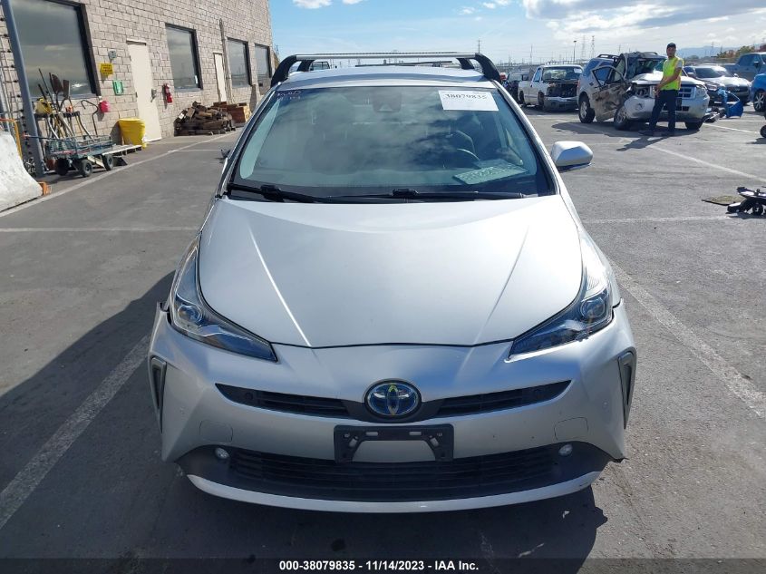 JTDL9RFU7K3006977 Toyota Prius LE 12