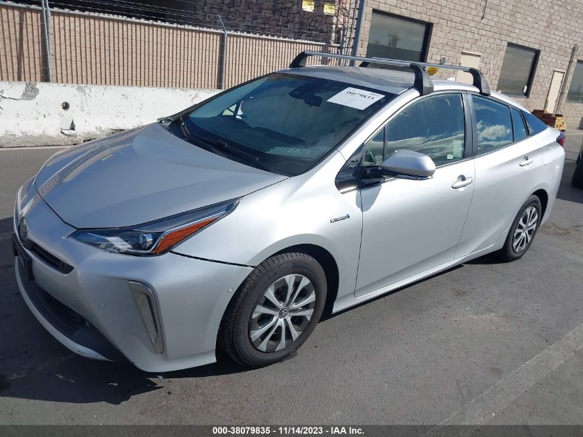 JTDL9RFU7K3006977 Toyota Prius LE 2