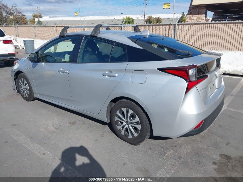 JTDL9RFU7K3006977 Toyota Prius LE 3