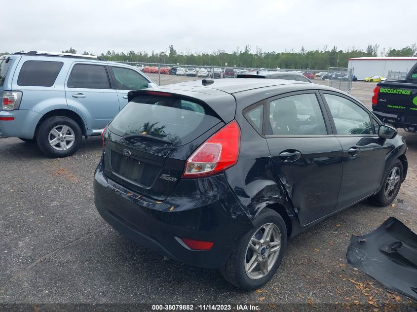VIN 3FADP4EJ6JM105944 2018 FORD FIESTA SE