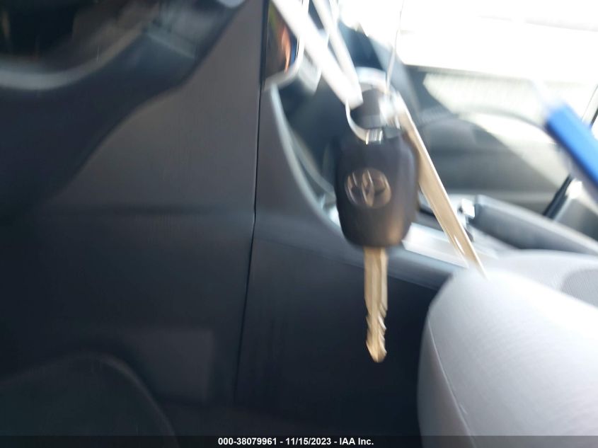 2018 TOYOTA COROLLA - 2T1VURHE0JC976112