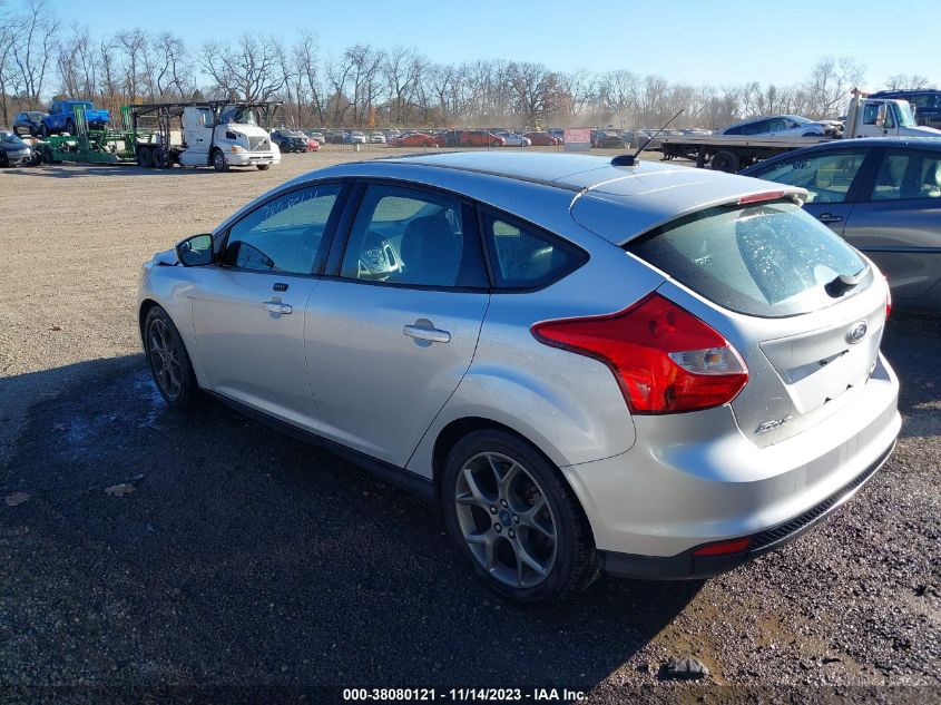 2014 FORD FOCUS SE - 1FADP3K22EL383609