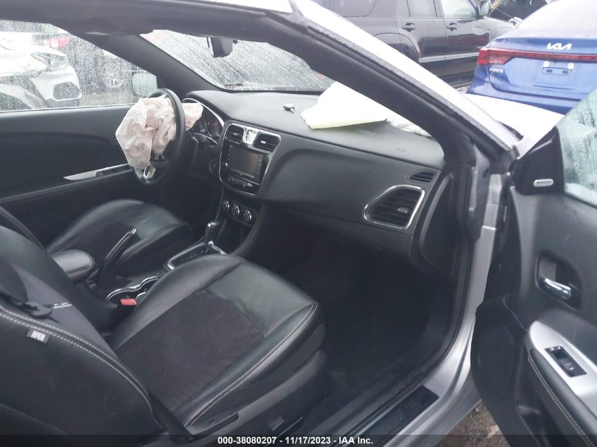 2013 CHRYSLER 200 S - 1C3BCBGGXDN723530