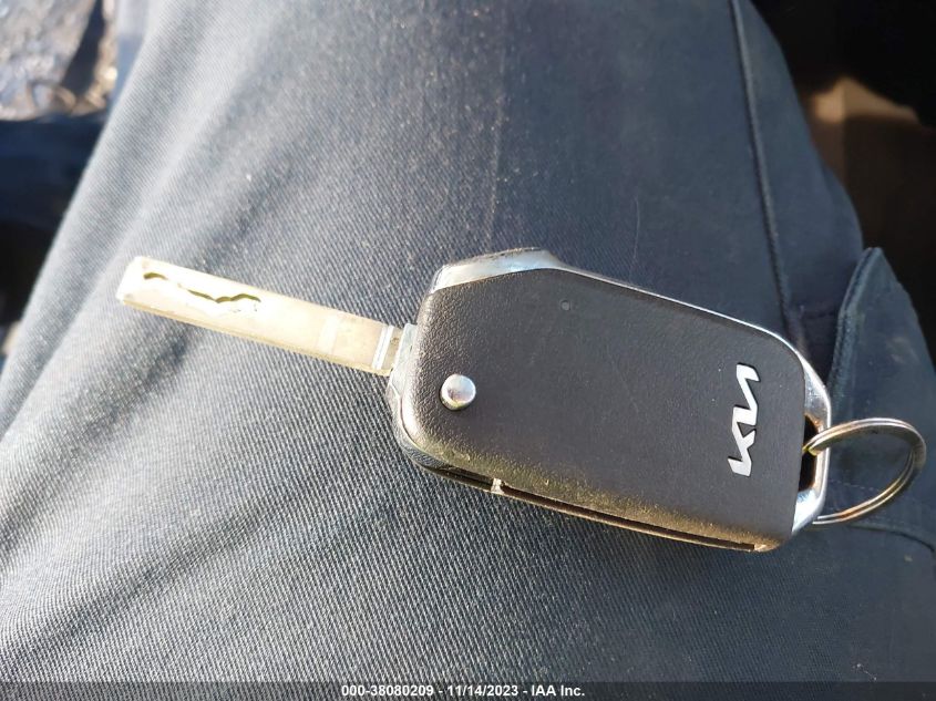 2023 KIA SOUL LX - KNDJ23AU8P7880187
