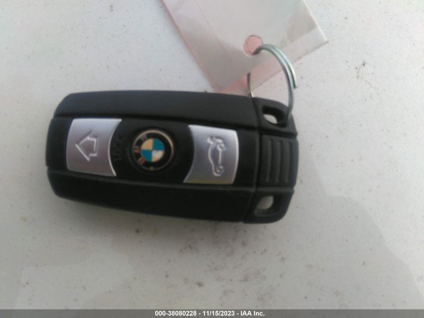 2013 BMW X1 XDRIVE28I - WBAVL1C5XDVR82698