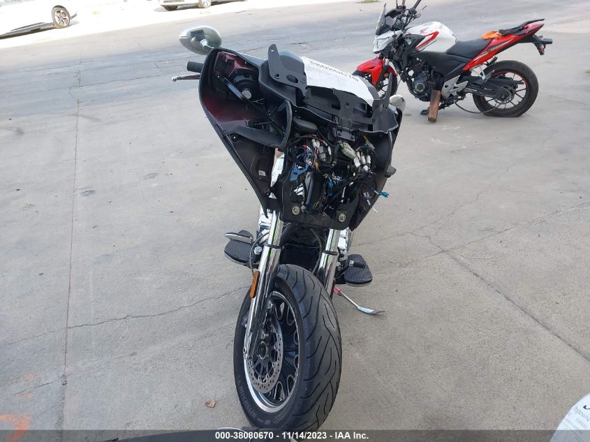 2017 INDIAN MOTORCYCLE CO. ROADMASTER 56KTRAAA7H3355509