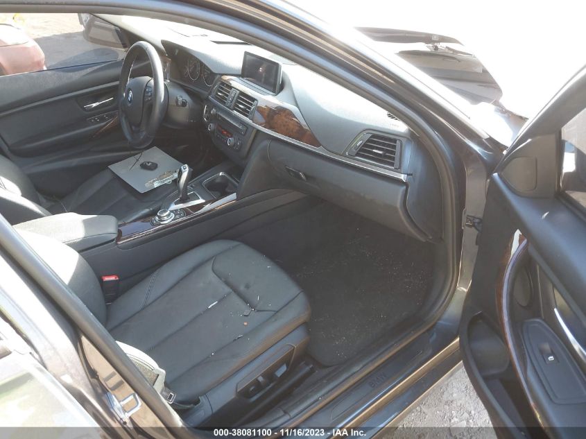 2013 BMW 320I XDRIVE - WBA3C3C50DF981055