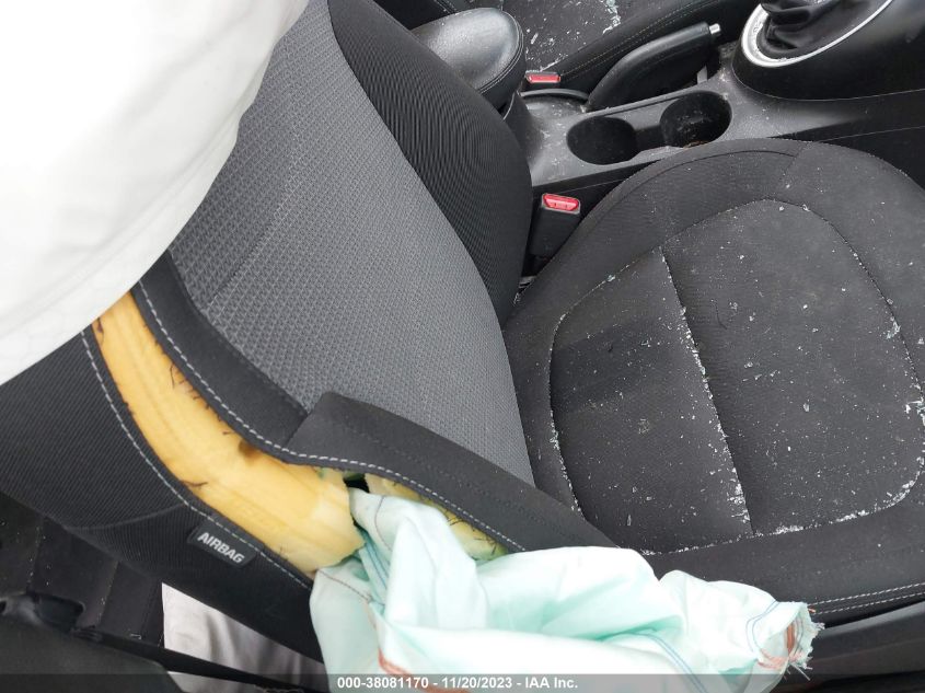 2019 KIA SOUL + - KNDJP3A54K7696268