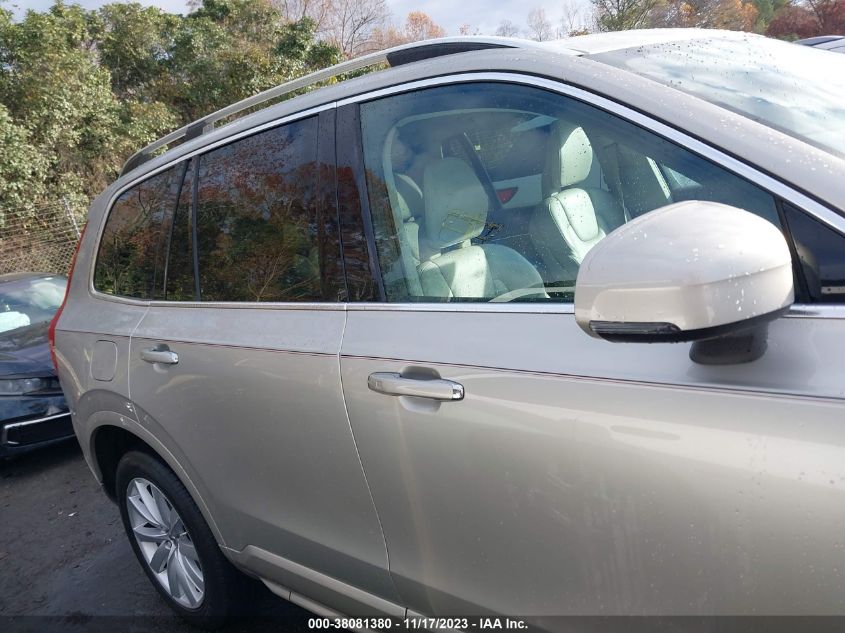 2016 VOLVO XC90 T6 MOMENTUM - YV4A22PK6G1038884