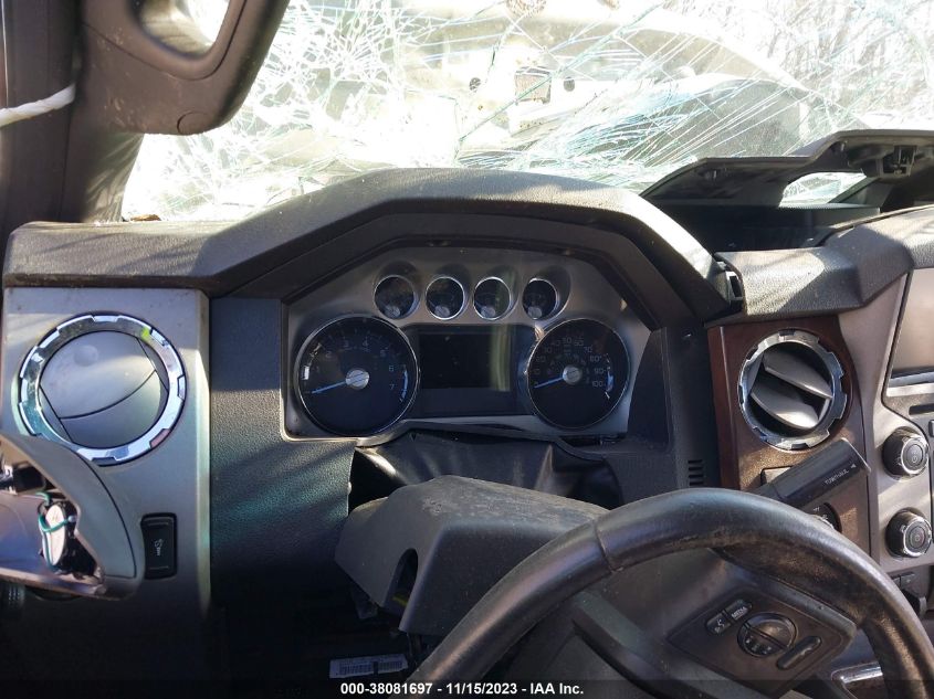 2013 FORD F-250 LARIAT - 1FT7W2B66DEA46693