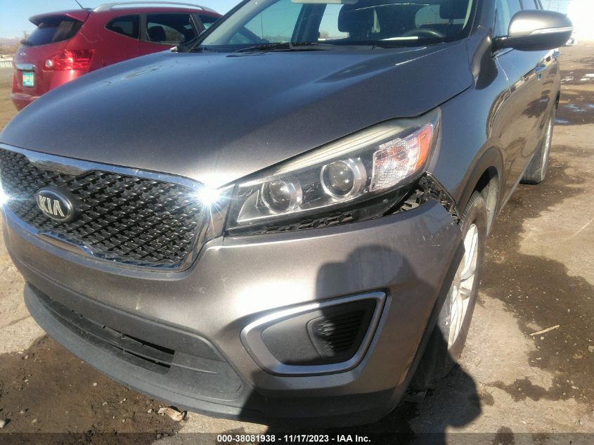 2017 KIA SORENTO 2.4L L - 5XYPG4A37HG193134