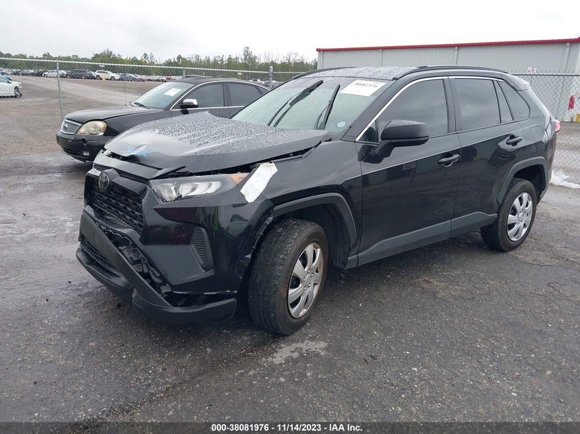VIN 2T3H1RFV7KW031137 2019 TOYOTA RAV4 LE