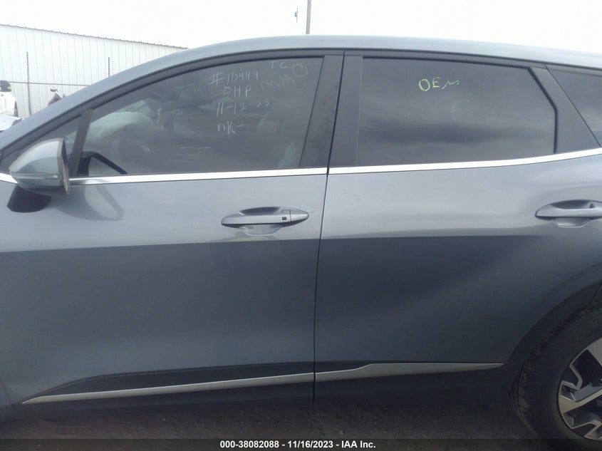 VIN 5XYK33AF1PG138381 2023 KIA SPORTAGE EX