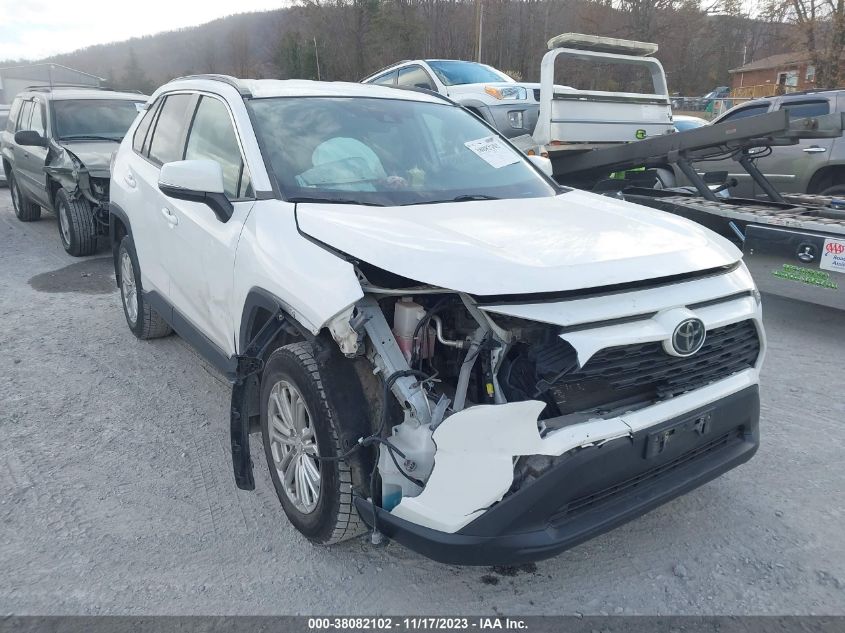 2019 TOYOTA RAV4 LE - 2T3B1RFV7KW029698