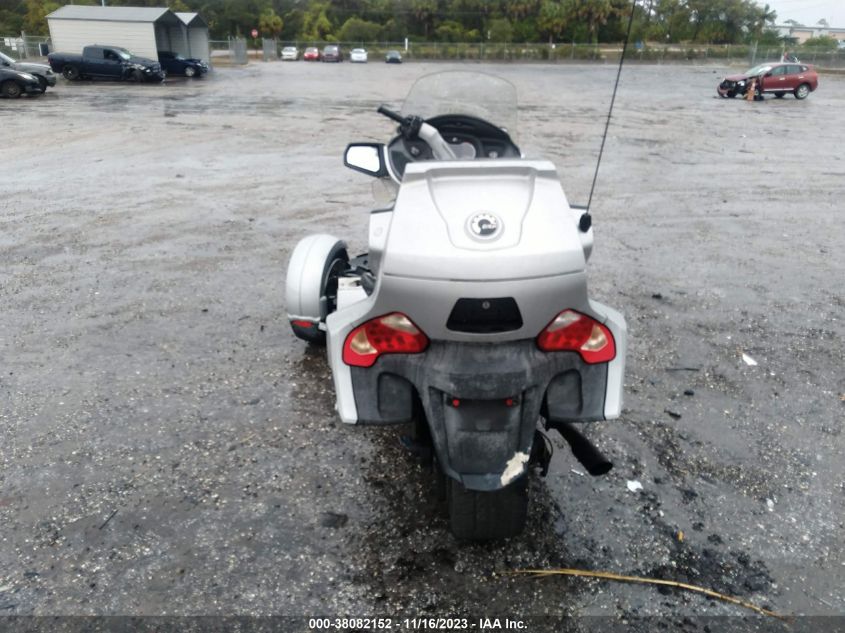 2010 CAN-AM SPYDER ROADSTER RTS 2BXJBWC14AV000121