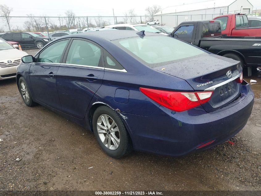 2013 HYUNDAI SONATA GLS - 5NPEB4AC6DH774424