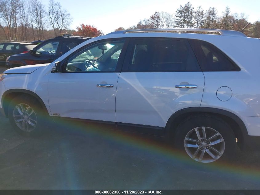 2015 KIA SORENTO LX - 5XYKTCA63FG582599