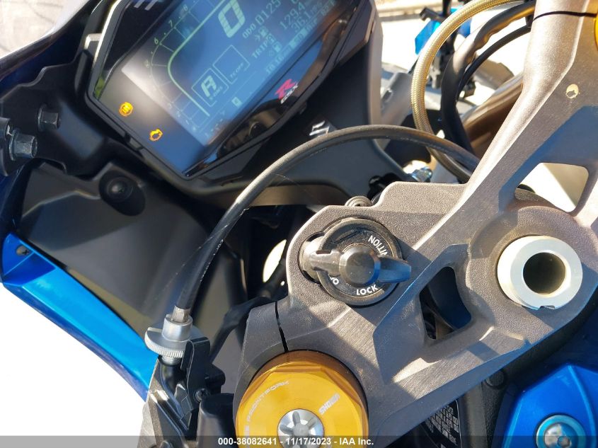 2022 SUZUKI GSX-R1000 R JS1DM11MXN7100063