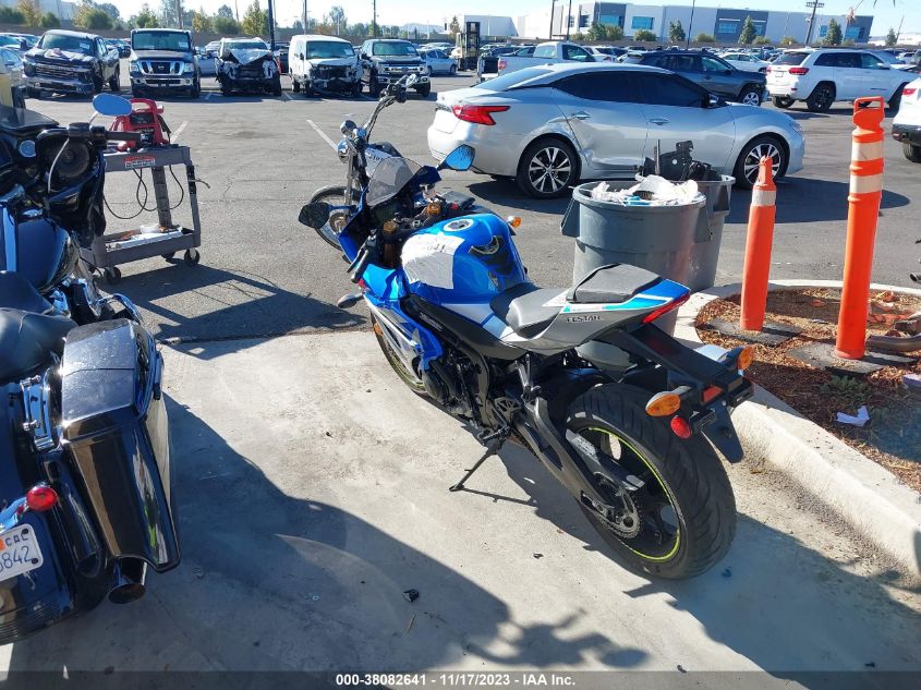 2022 SUZUKI GSX-R1000 R JS1DM11MXN7100063
