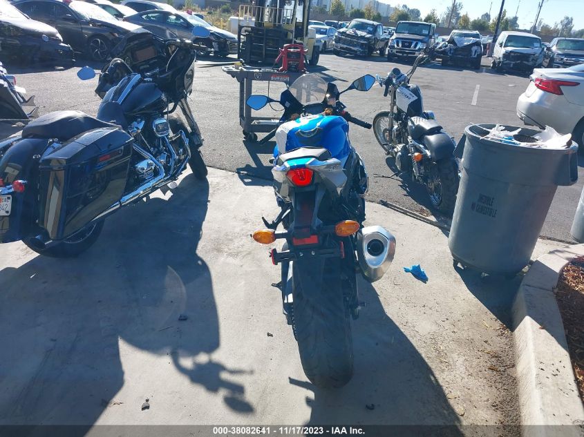 2022 SUZUKI GSX-R1000 R JS1DM11MXN7100063