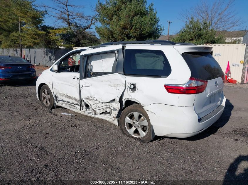 5TDKZ3DCXHS832474 2017 TOYOTA SIENNA, photo no. 3