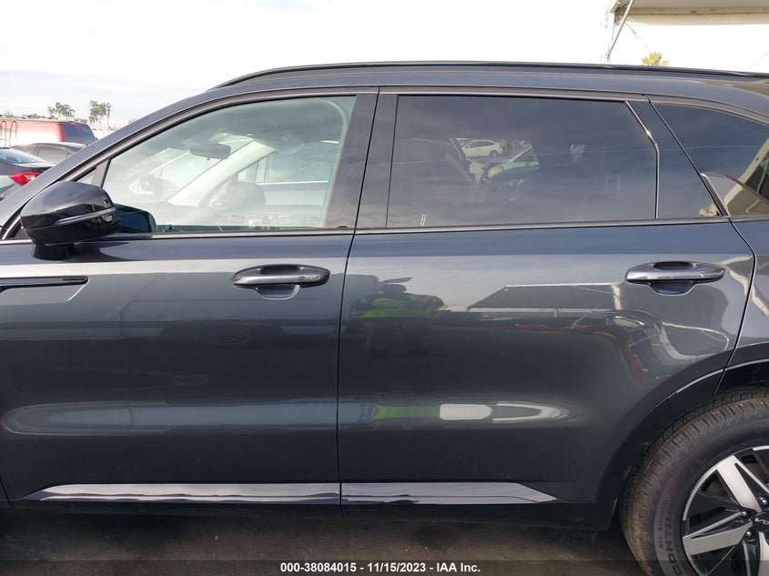 VIN 5XYRL4LC1PG234907 2023 KIA SORENTO S