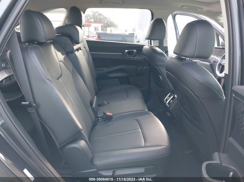 VIN 5XYRL4LC1PG234907 2023 KIA SORENTO S