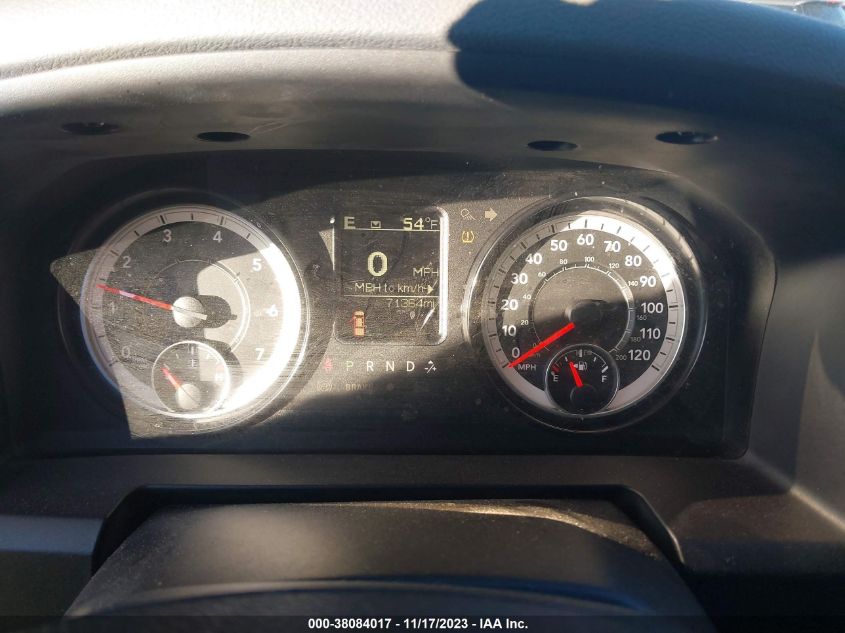 VIN 1C6RR7FG2KS631857 2019 RAM 1500 CLASSIC EXPRESS  4X4 6\4" BOX