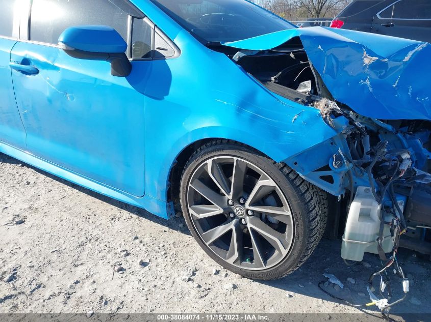 2021 TOYOTA COROLLA XSE - JTNA4MBE2M3124585