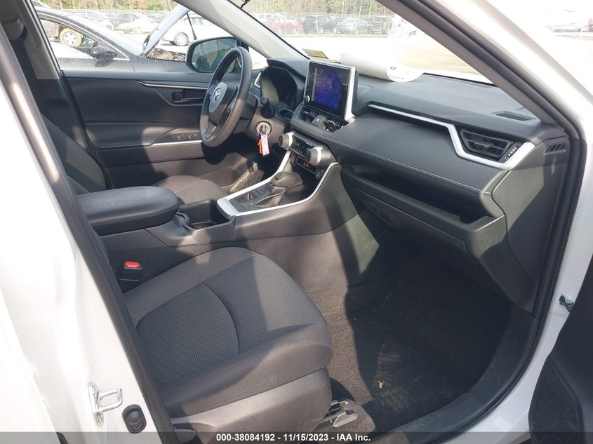 VIN 2T3G1RFV7PC337551 2023 TOYOTA RAV4 LE